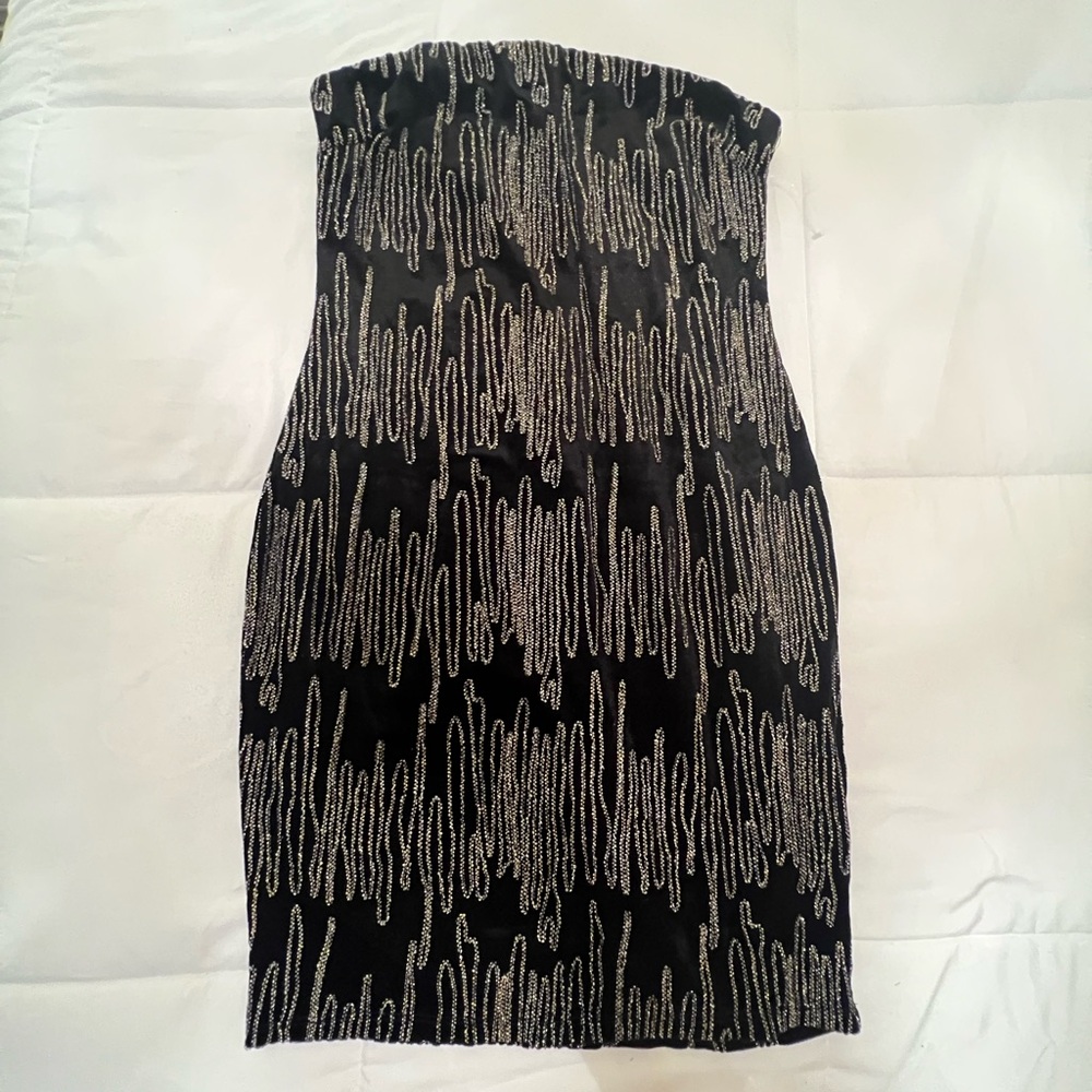Elegant Black and Silver Strapless Dress